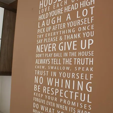 アパート Olive シャールヴァール